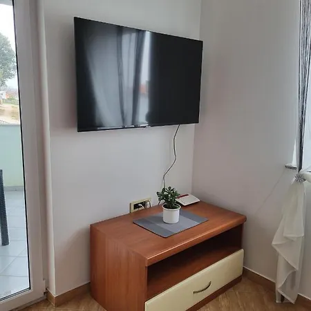 Daire Apartma Dolores *