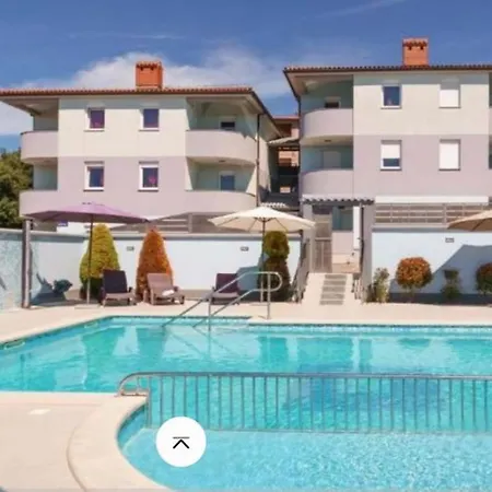 Apartma Dolores *