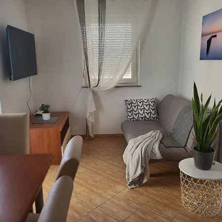 Apartma Dolores Daire *