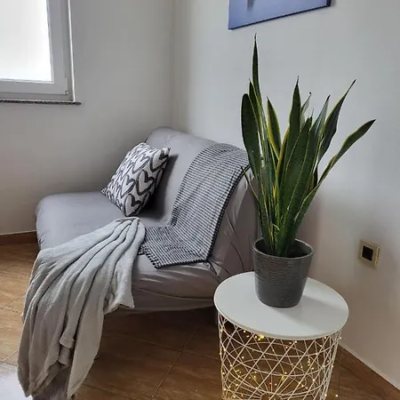 Apartma Dolores